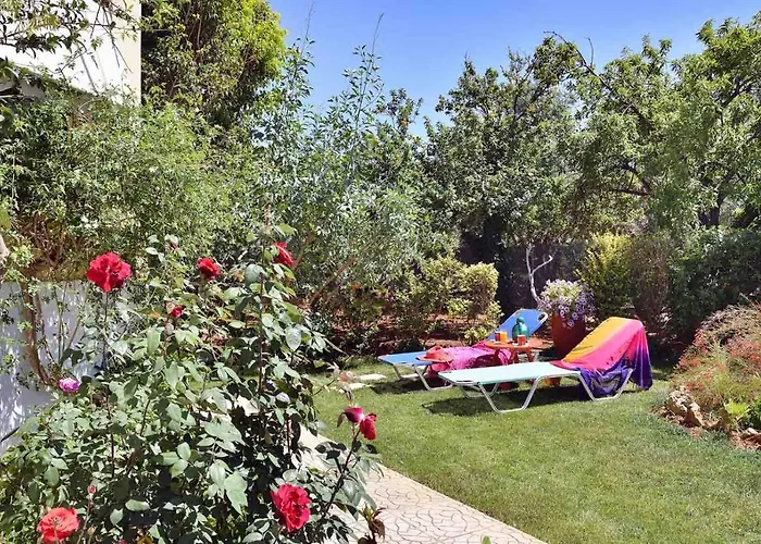 Niki House Apartment